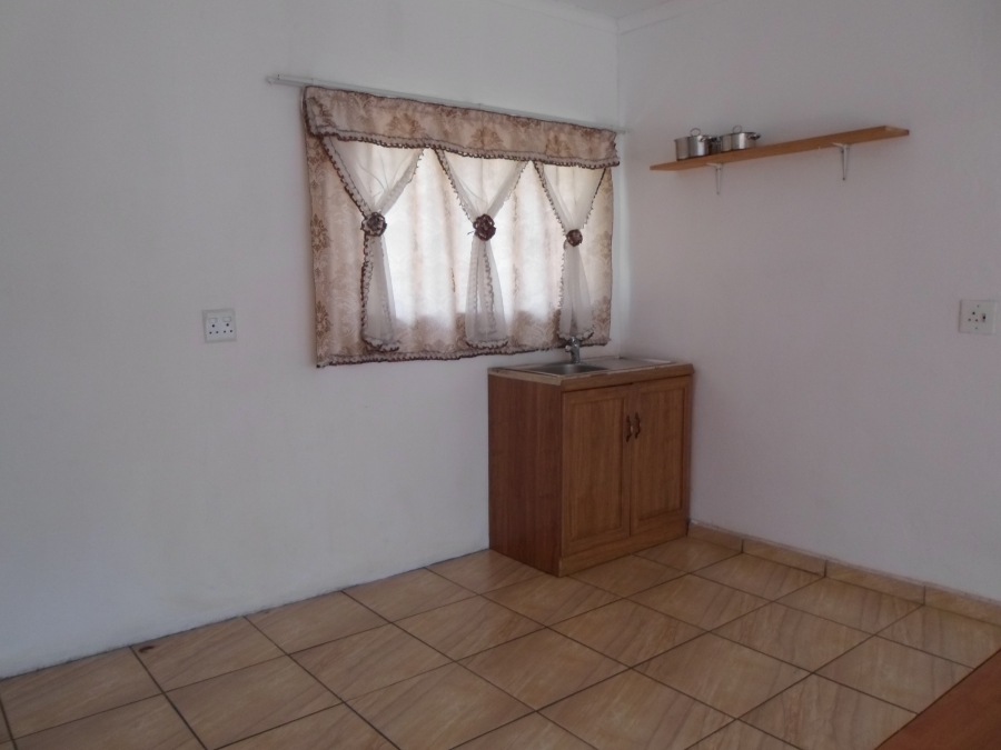 To Let 1 Bedroom Property for Rent in Vaalpark Free State